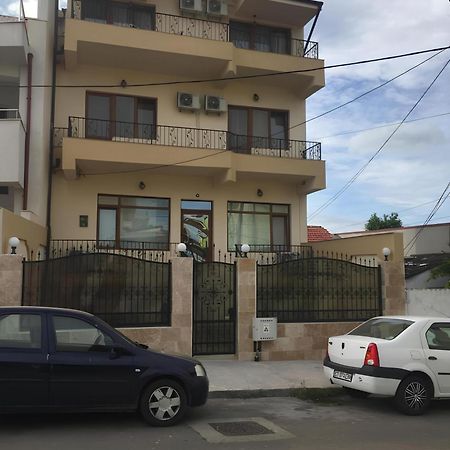 ホテル Vila Asya コンスタンツァ エクステリア 写真