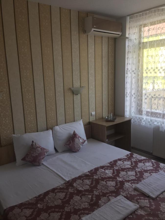 ホテル Vila Asya コンスタンツァ エクステリア 写真