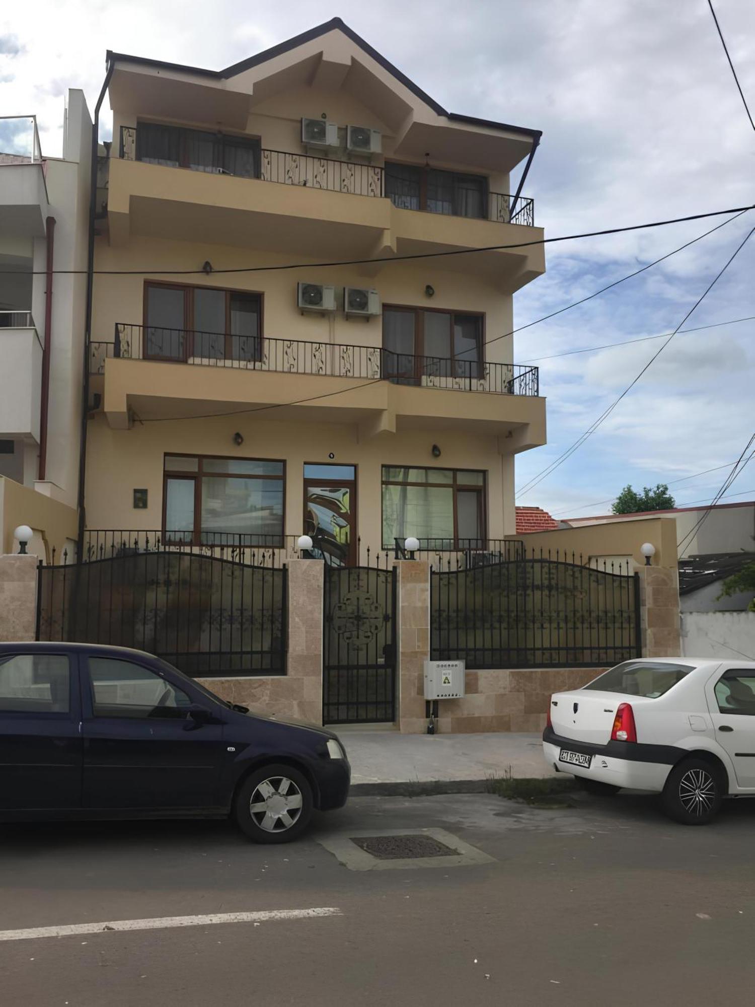 ホテル Vila Asya コンスタンツァ エクステリア 写真